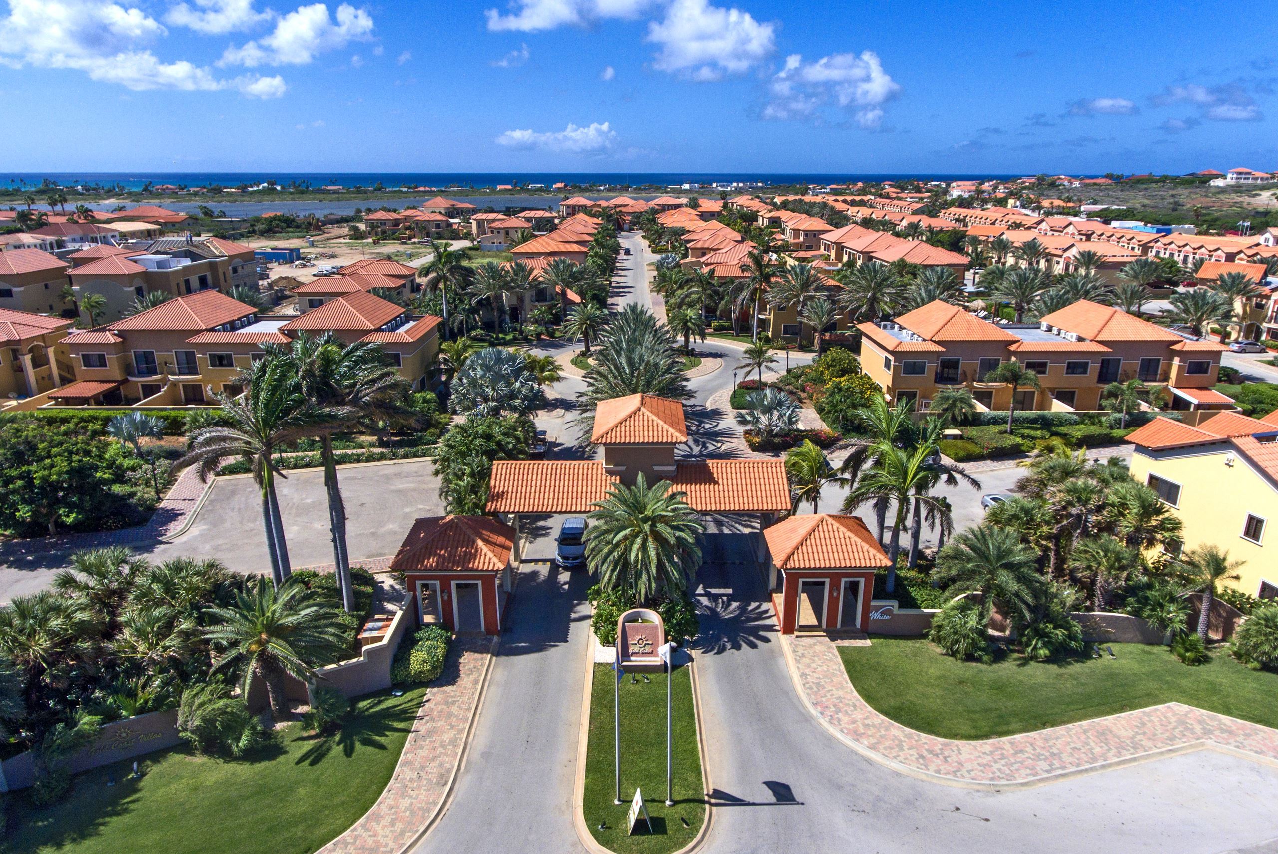 Hotel Gold Coast Palm Beach Aruba